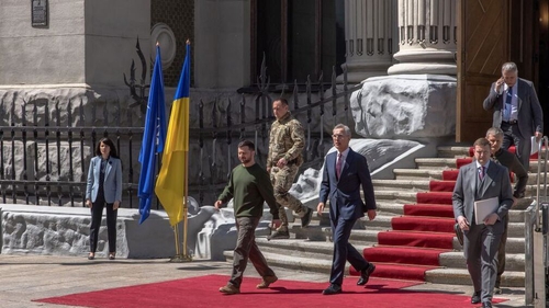 NATO chief Jens Stoltenberg (R) and Ukrainian President Volodymyr Zelensky held a news conference in Kyiv
