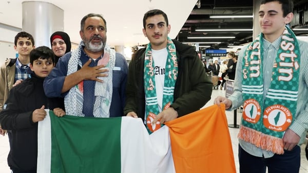 Zak Hania (centre) with his wife Batoul and Nourmohammed, Ahmed, Mazen, and Ismael in Dublin Airport (Credit: RollingNews.ie)