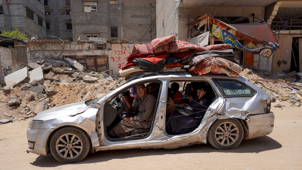 Palestinians return to Khan Yunis in southern Gaza