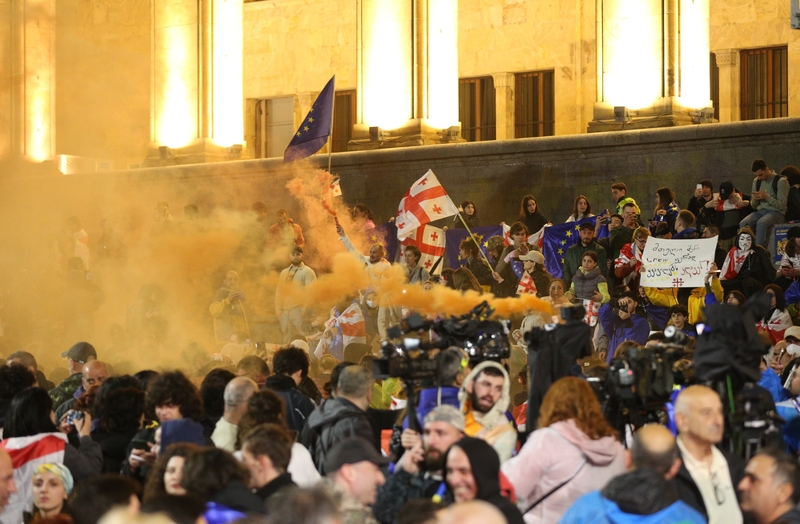 Georgian police remove protesters ahead of bill debate