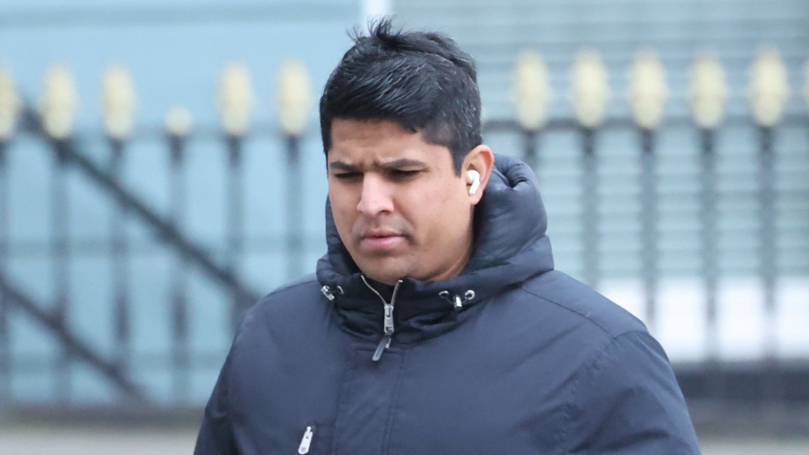 Shop security guard jailed for sex assault on teen girl