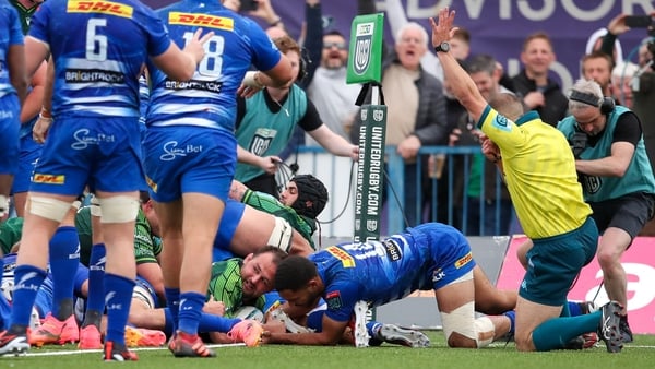 Jack Aungier scored one of Connacht's two tries