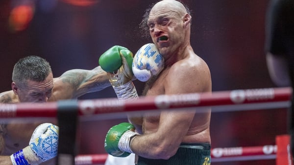 Oleksandr Usyk in action against Tyson Fury