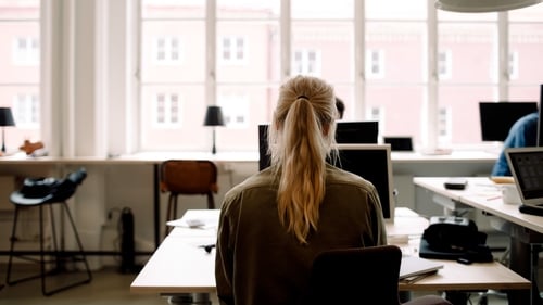 Against all expectations, remote workers appear to work harder and more productively than workers in traditional office. Photo: Getty Images