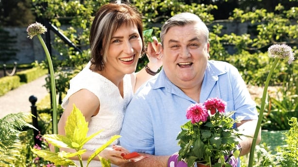 RTÉ Lyric fm's Liz Nolan and Simon Delaney at the launch of RTÉ at Bord Bia Bloom. Photo credit: Marc O'Sullivan