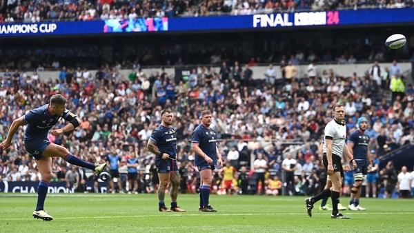 Ross Byrne of Leinster kicks a penalty