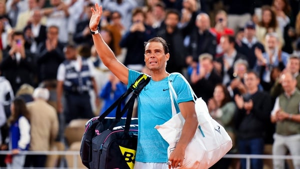 Rafael Nadal acknowledges the Roland Garros crowd