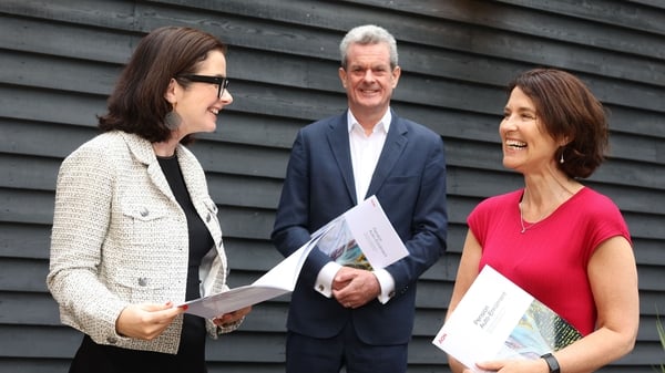 Mairead O'Mahony, Head of Human Capital at Aon, Feargal O'Rourke, Chair of IDA Ireland and Rachael Ingle, CEO of Aon Ireland