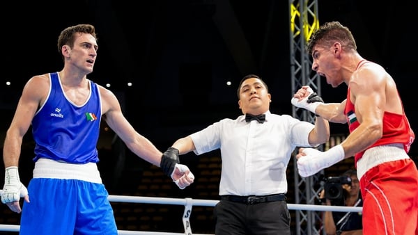Aidan Walsh loses out on a split-decision to Zeyad Eashash