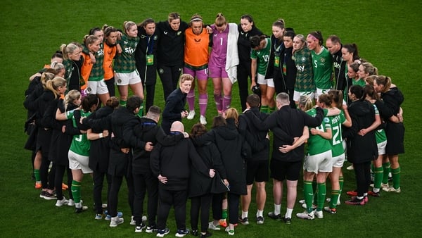 Eileen Gleeson addresses her squad after Friday's loss to Sweden