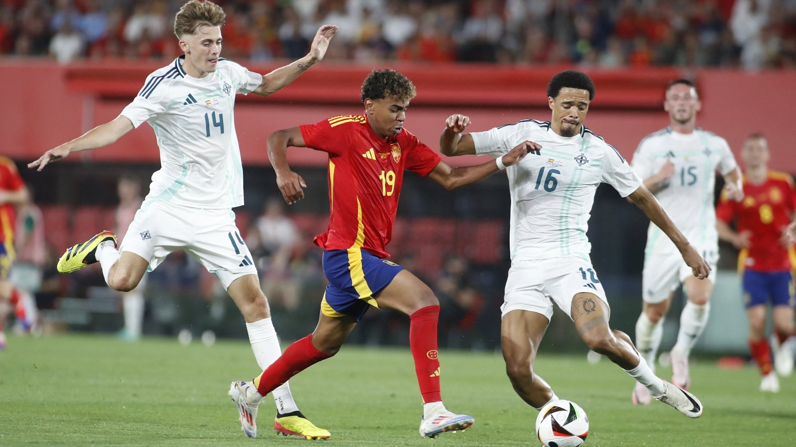 O’Neill: No regrets for trusting youth in Spain rout