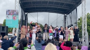 The Kabin Crew and the Lisdoonvarva Crew perform The Spark