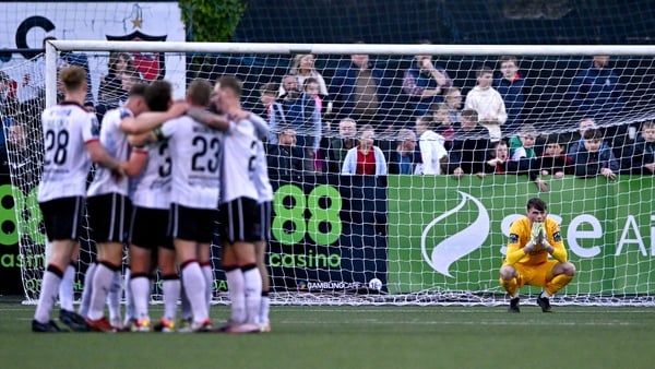 Dundalk's 4-2 victory put daylight between the Louth rivals at the bottom of the table