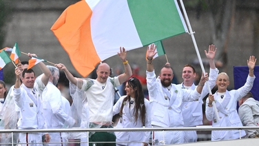 Olympic Ceremony: Team Ireland arrive in Paris by boat