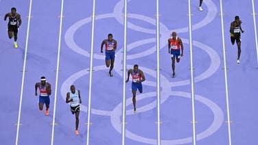 Letsile Tebogo of Botswana wins gold in the 200m