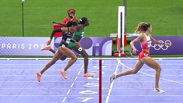 Rhasidat Adeleke finishes fourth in women's 400m final