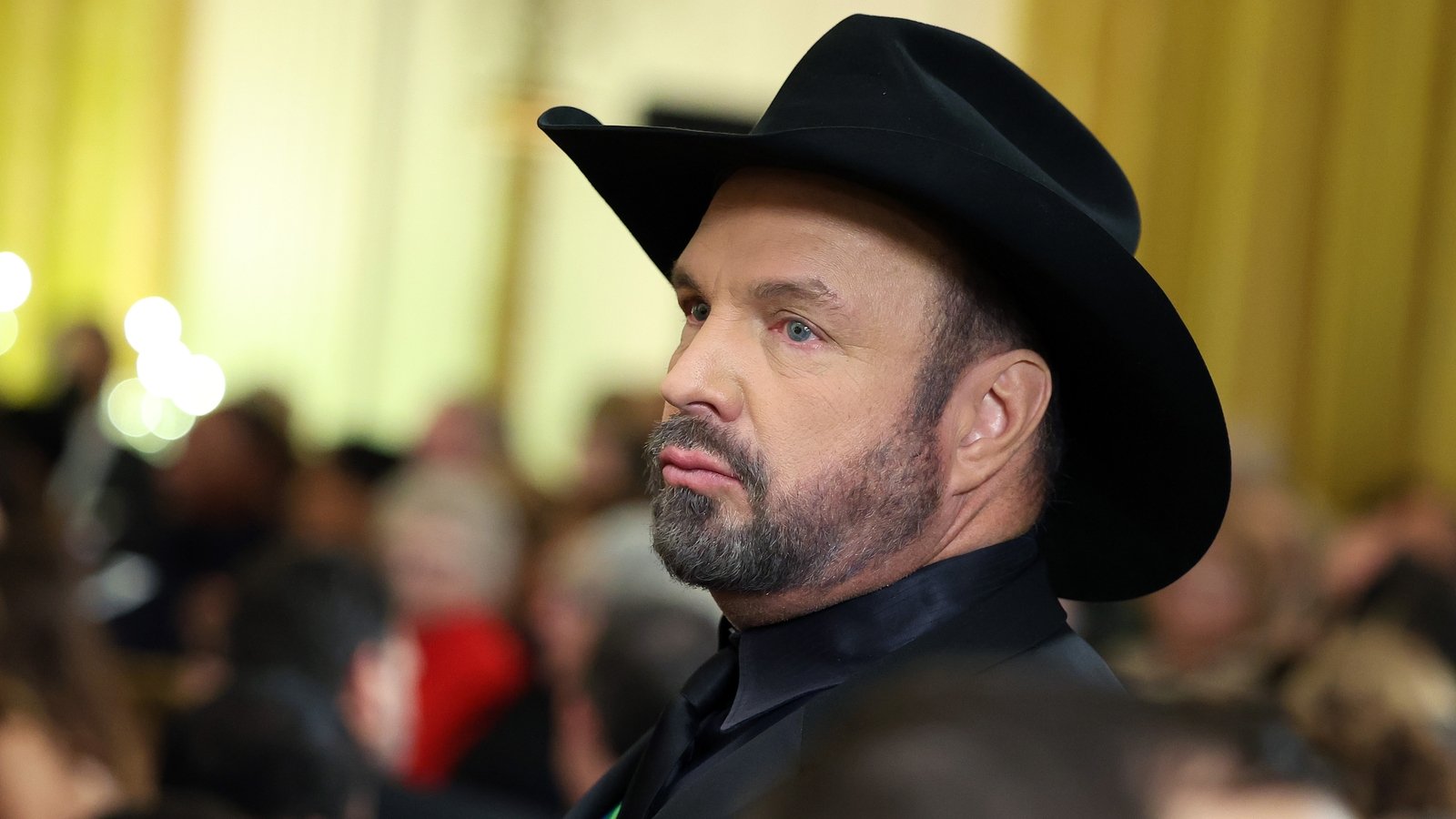 Garth Brooks denies sexual assault allegation