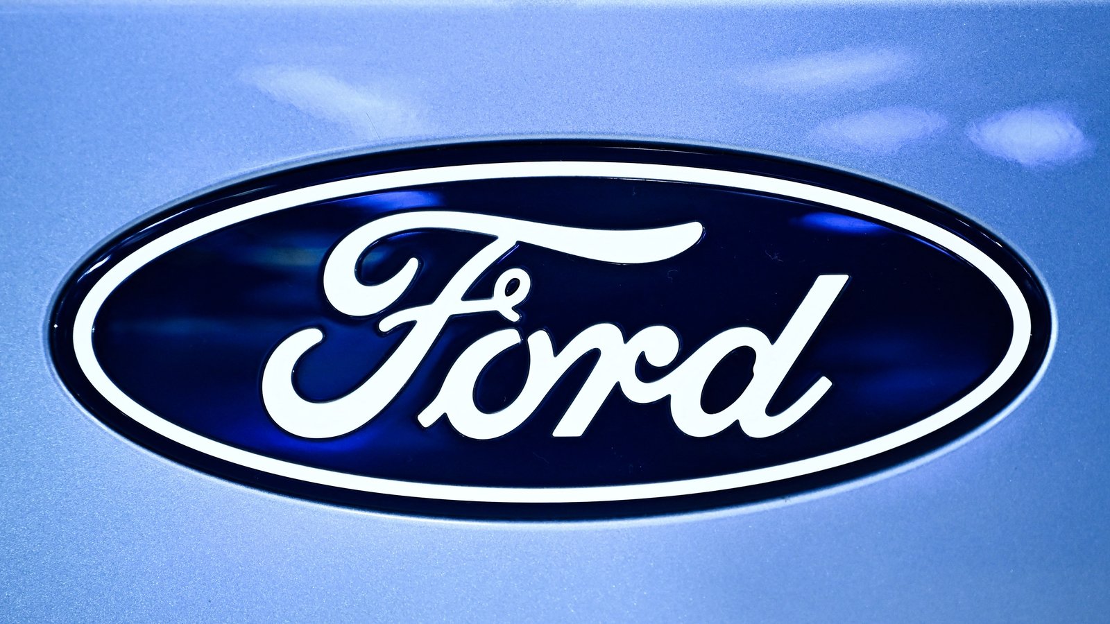 Ford to cut 14% of European jobs