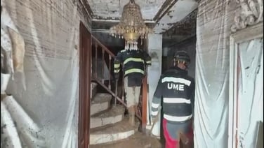 Footage shows aftermath of flash floods in Spain's Valencia region