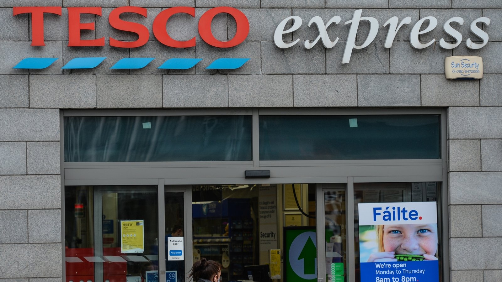 Tesco Ireland to create 1,200 temporary festive jobs