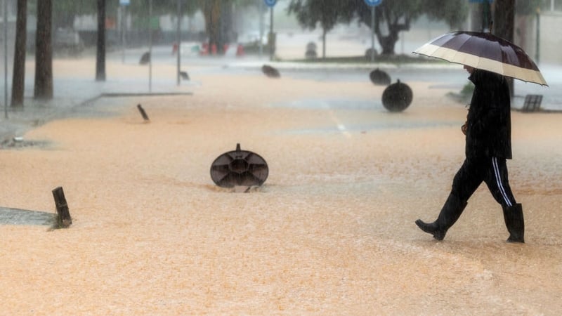 Highest alert for rain as parts of Spain flooded again