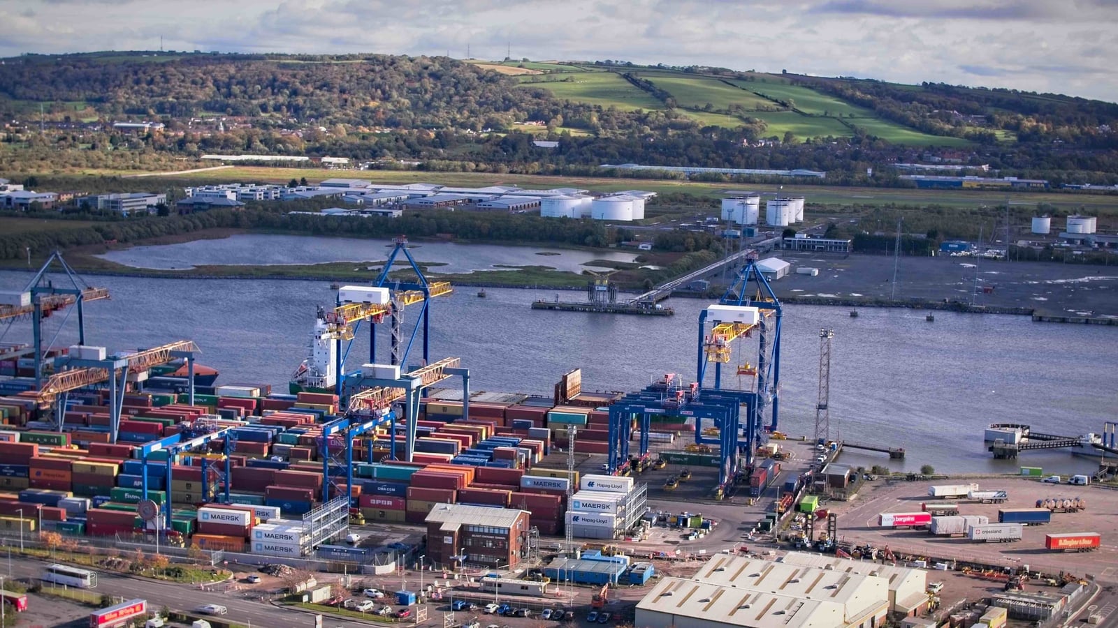 Belfast Harbour Trials Autonomous Terminal Tractors to Boost Efficiency and Sustainability