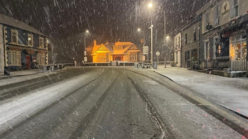 'Treacherous conditions' as snow falls in south and west of country