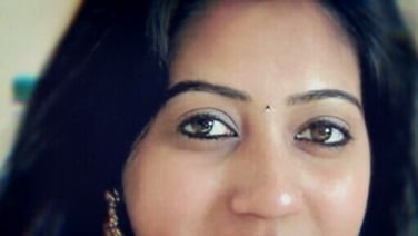 SAVITA EP 1 SOCIAL 1