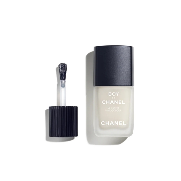Grey sheer nail varnish