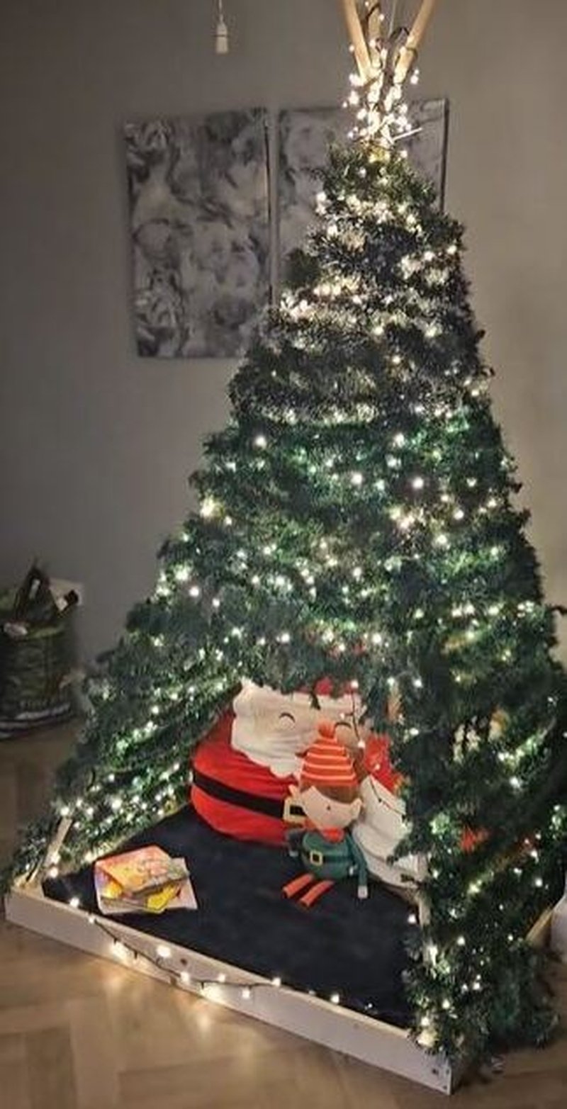 Magical Christmas: One Mammy makes a DIY tree to suit her child with additional needs.