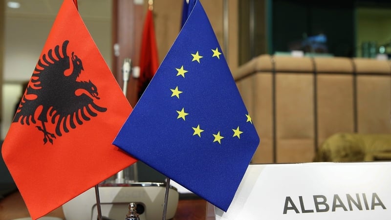 Greece says Albania’s EU accession bid is conditional