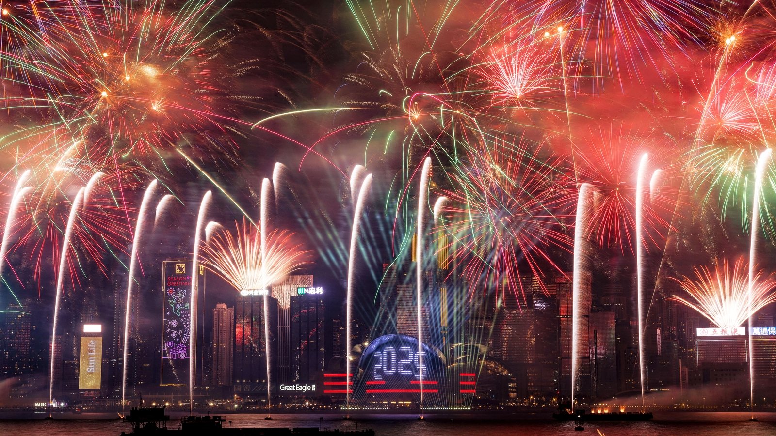 In pictures: Global celebrations to ring in 2025