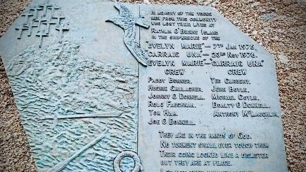 The memorial honouring the crews of the Evelyn Marie and the Carraig Úna at Ailt an Chorráin Pier