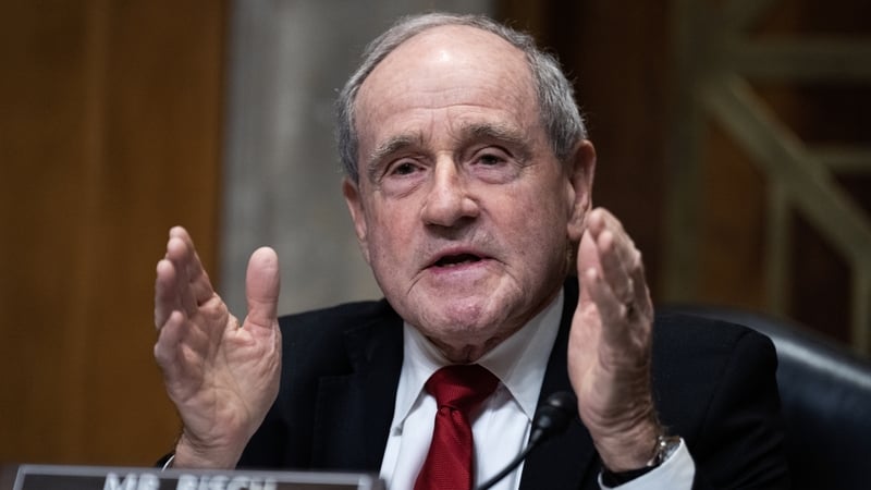 An Seanadóir Jim Risch