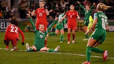 Republic of Ireland v Turkey: Kyra Carusa goal