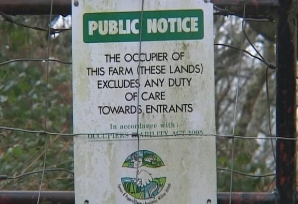 Public notice about land access, 2005