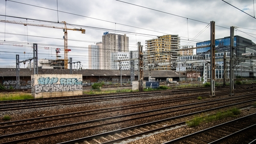 WWII bomb was found on tracks in the Saint Denis area