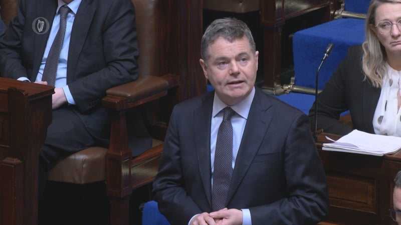 Tús Áite: Polaitíocht an Lae