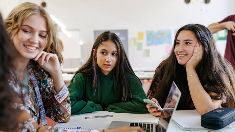 What learning a second language does to your first language