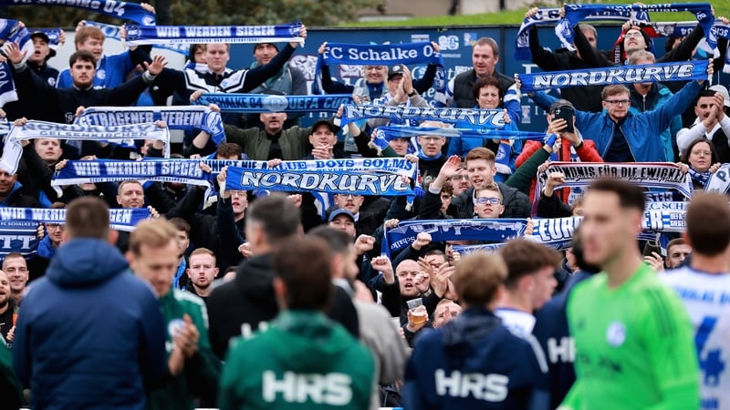 Photographer assaulted by FC Schalke 04 fans in Dublin