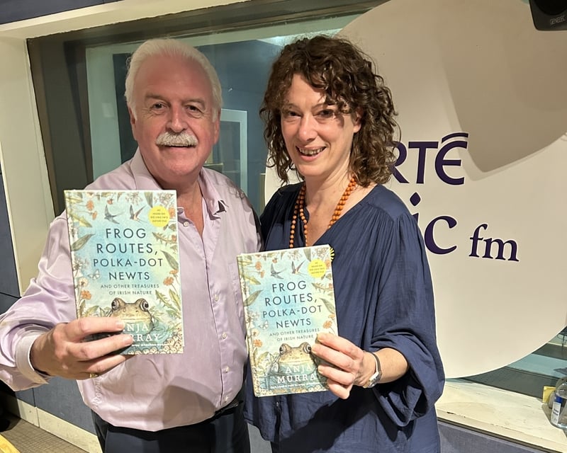 Anja Murray chats to Marty Anja Murray chats to Marty