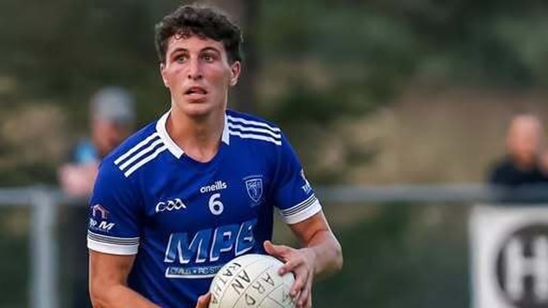 Damien Ó Dónaill ó Rannóg Spóirt RTÉ Raidió na Gaeltachta.