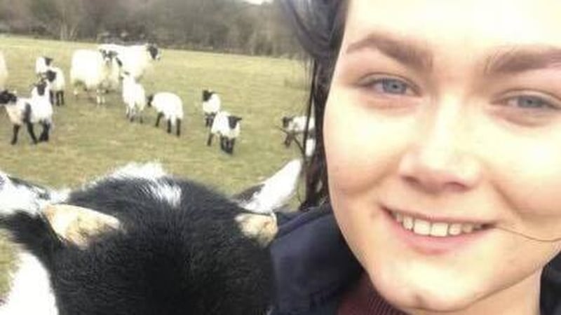 Niamh Seoige, feirmeoir.