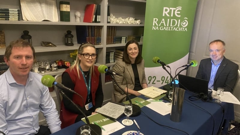 Tús Áite: Tionól Forbartha Gaeloideachas 2025 i bPáirt le COGG