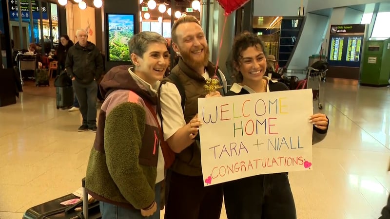Christmas reunions at Dublin Airport