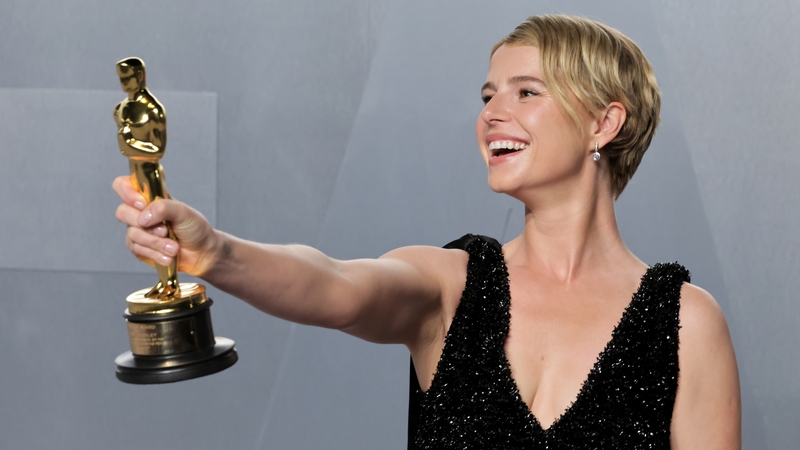 "What an achievement" - Jessie Buckley's family and friends celebrate her win