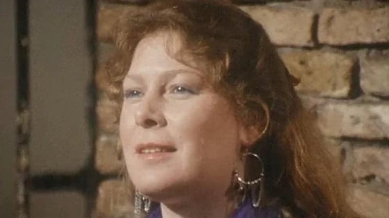 Irish folk singer Dolores Keane dies aged 72