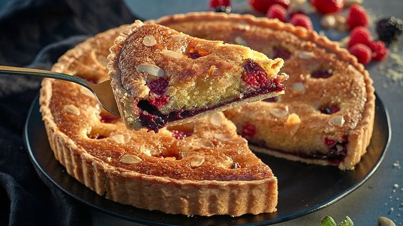 Neven's Recipes - Baking including a Bakewell Slice