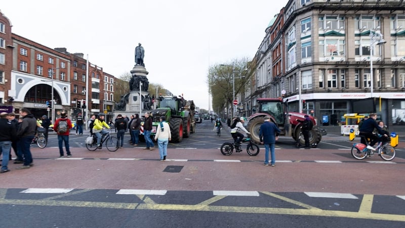 North and South quays of Dublin open to traffic this morning
