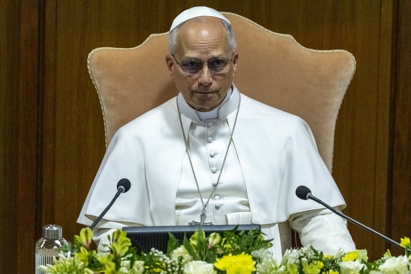 Pope calls for artificial intelligence to be 'disarmed' episode artwork